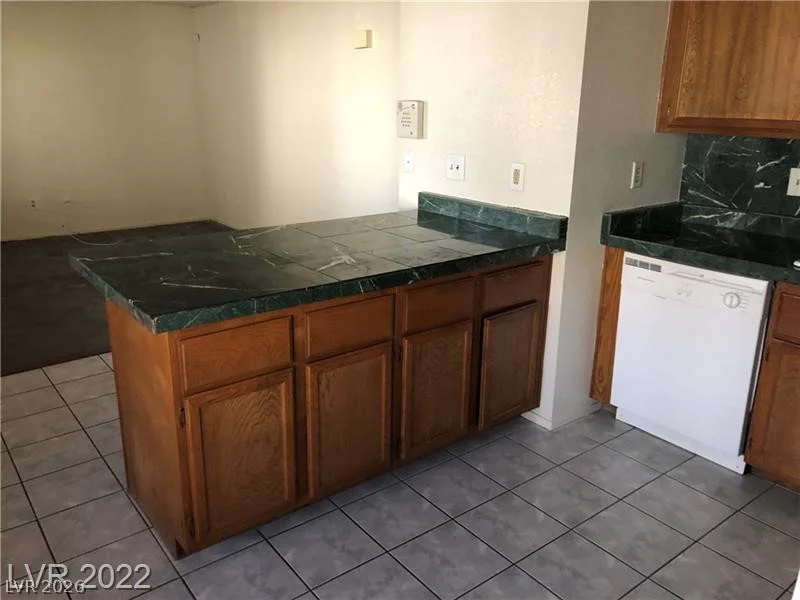 1105 SULPHUR SPRINGS, Las Vegas, NV 89128