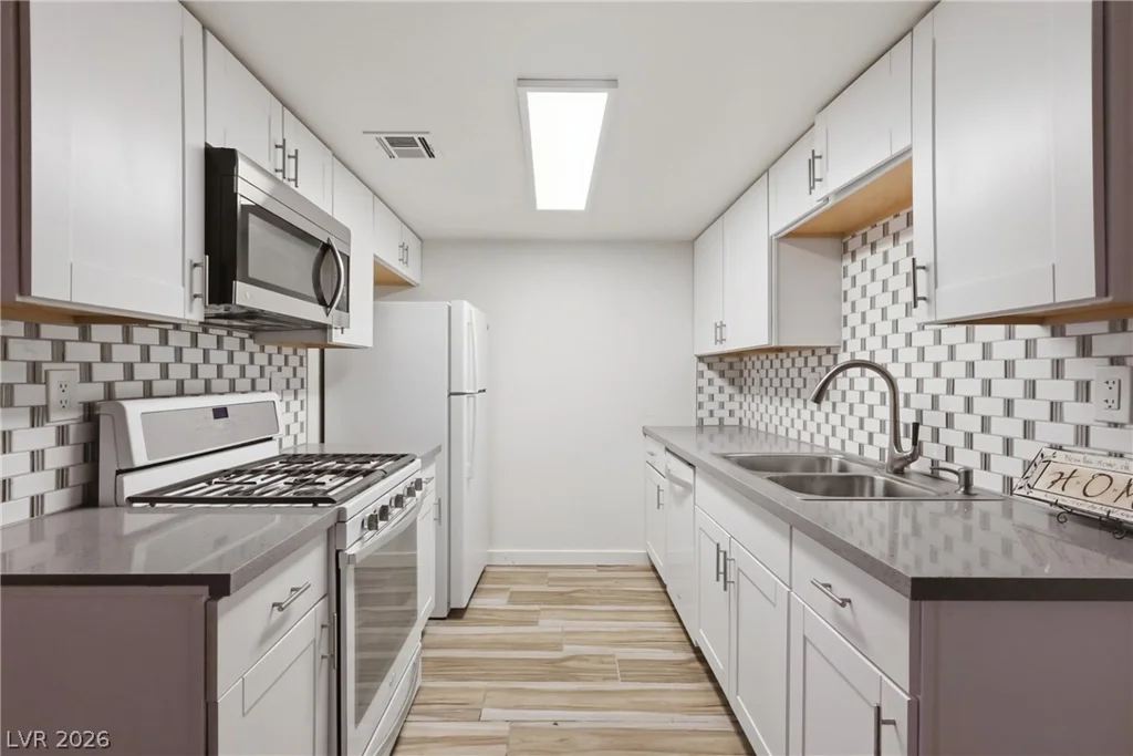 441 Lamb, Las Vegas, NV 89110