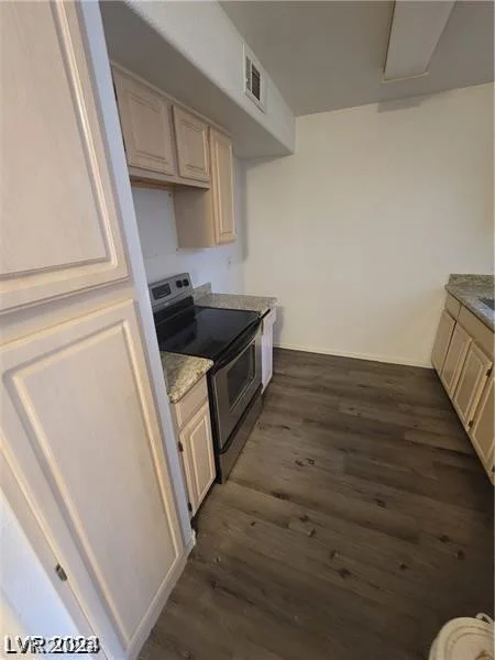 555 Silverado Ranch, Las Vegas, NV 89183