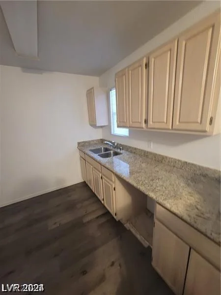 555 Silverado Ranch, Las Vegas, NV 89183