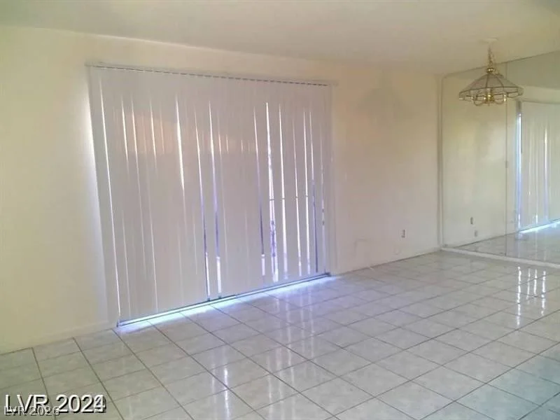 3435 Villa Knolls South, Las Vegas, NV 89120