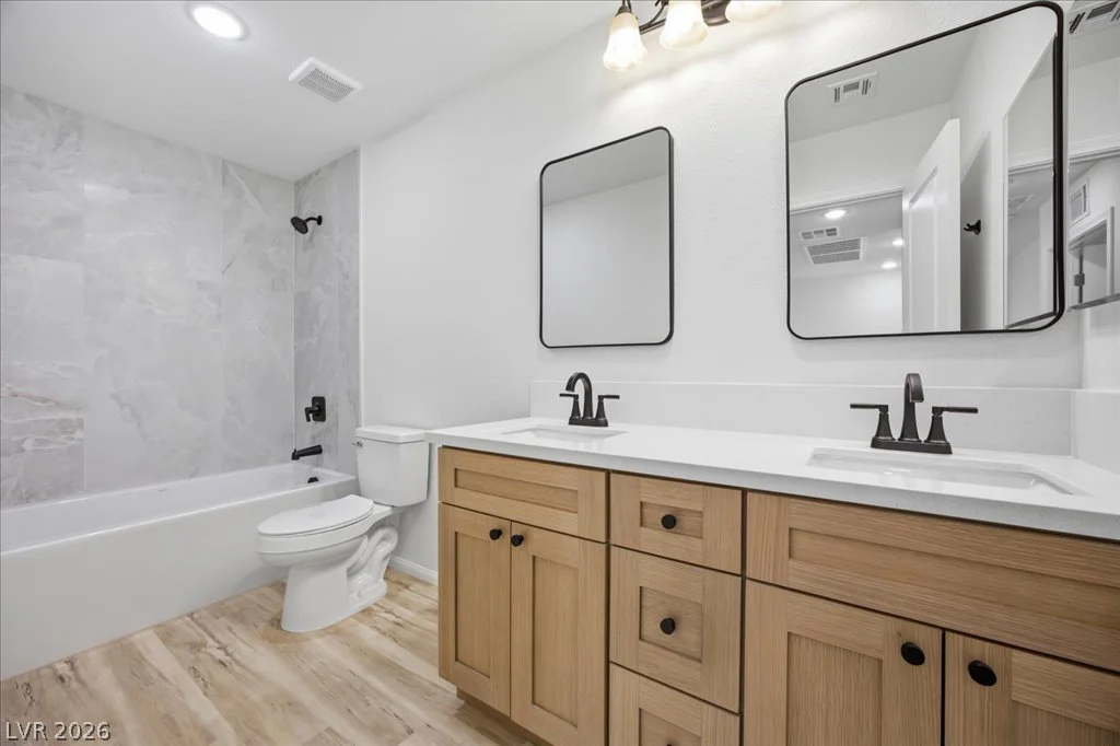 9135 Nanjing, Las Vegas, NV 89148