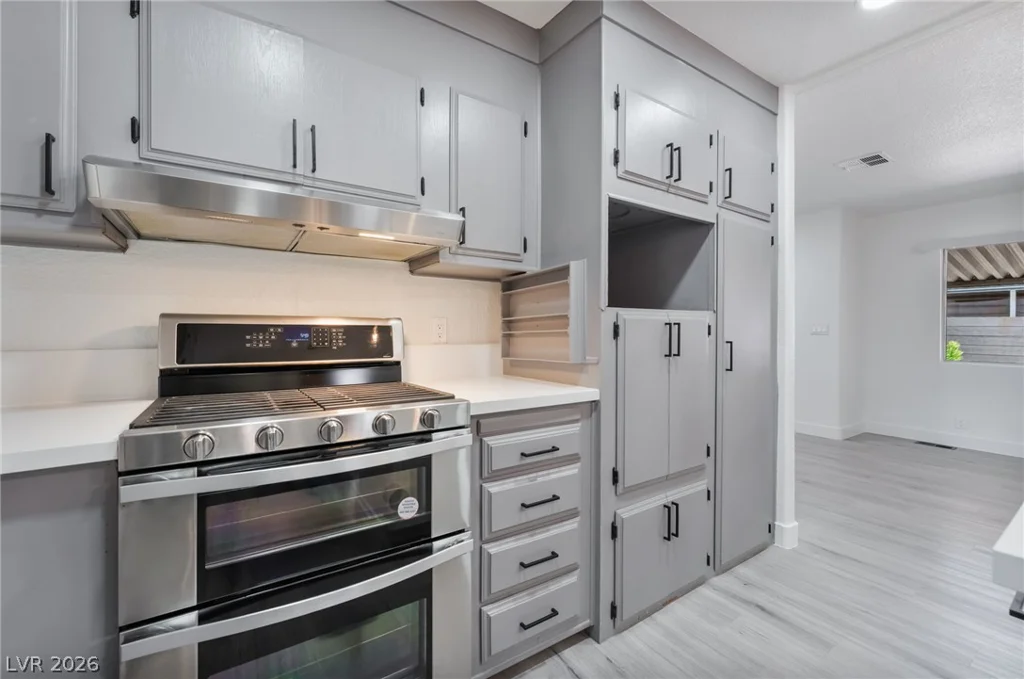 5235 Sir James, Las Vegas, NV 89110