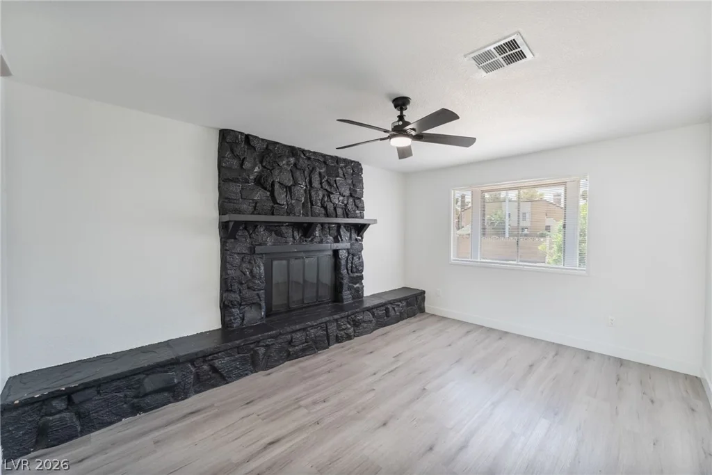5235 Sir James, Las Vegas, NV 89110