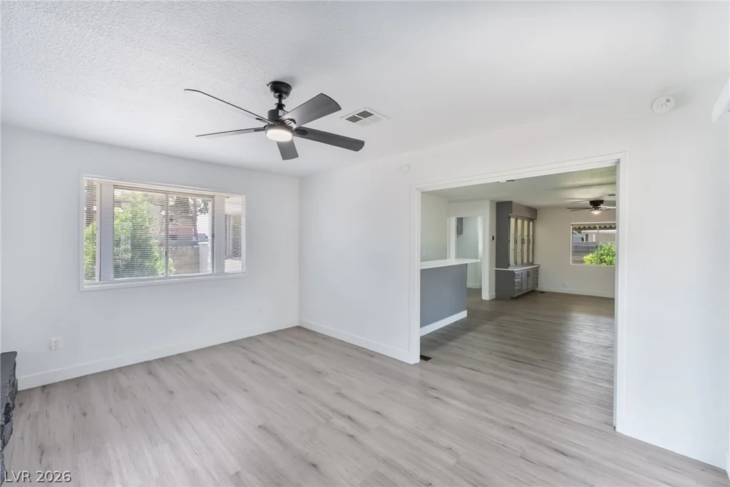 5235 Sir James, Las Vegas, NV 89110