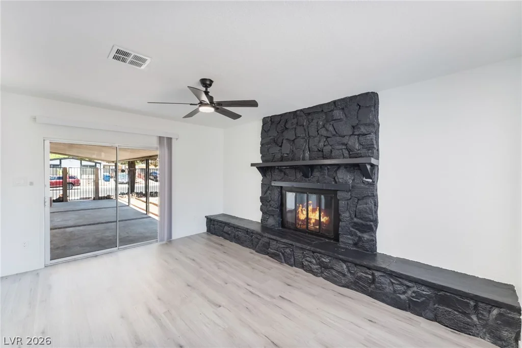 5235 Sir James, Las Vegas, NV 89110