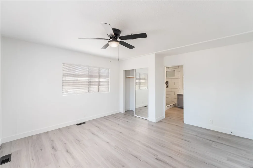 5235 Sir James, Las Vegas, NV 89110
