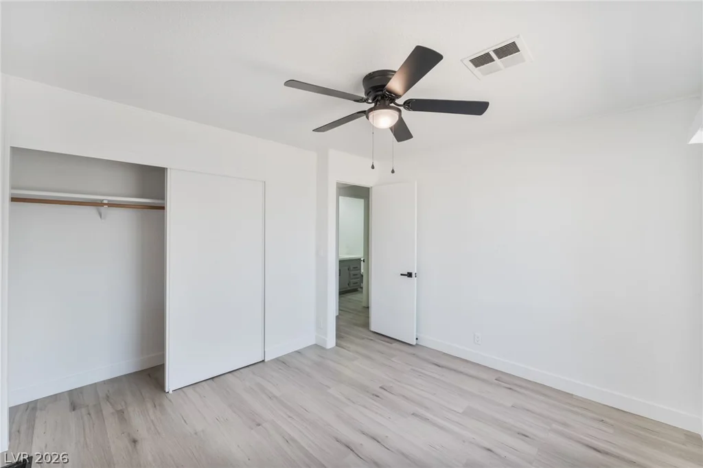 5235 Sir James, Las Vegas, NV 89110