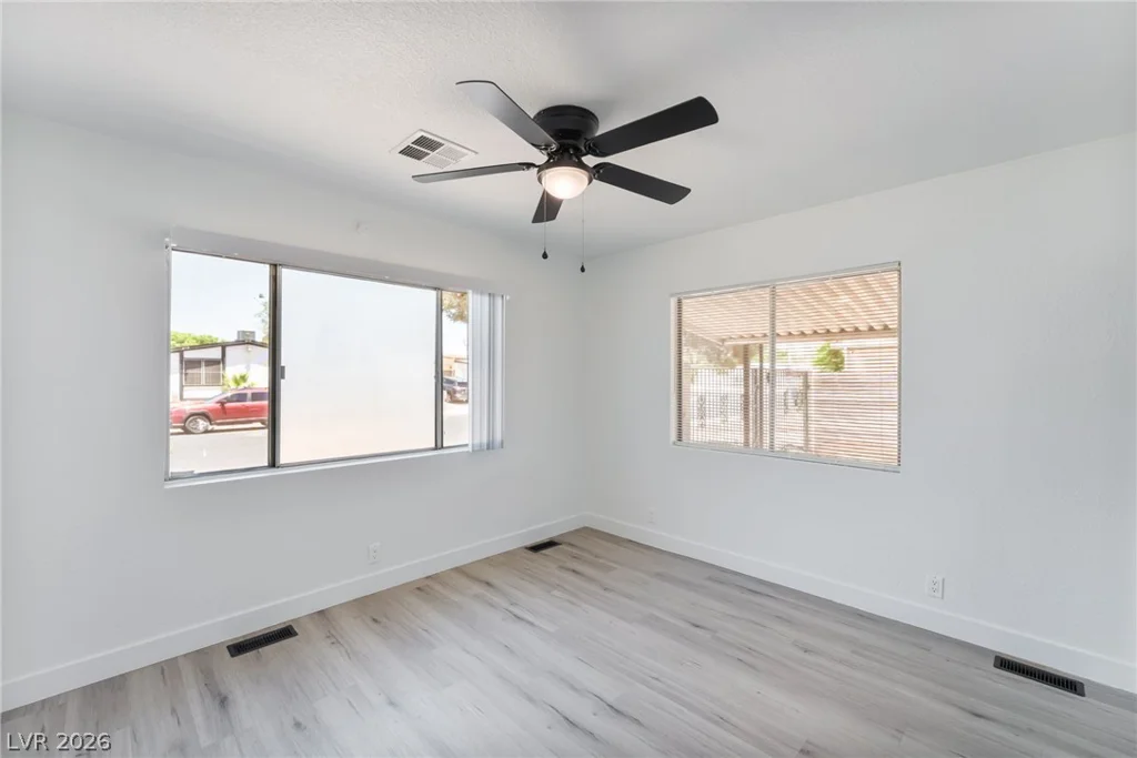 5235 Sir James, Las Vegas, NV 89110