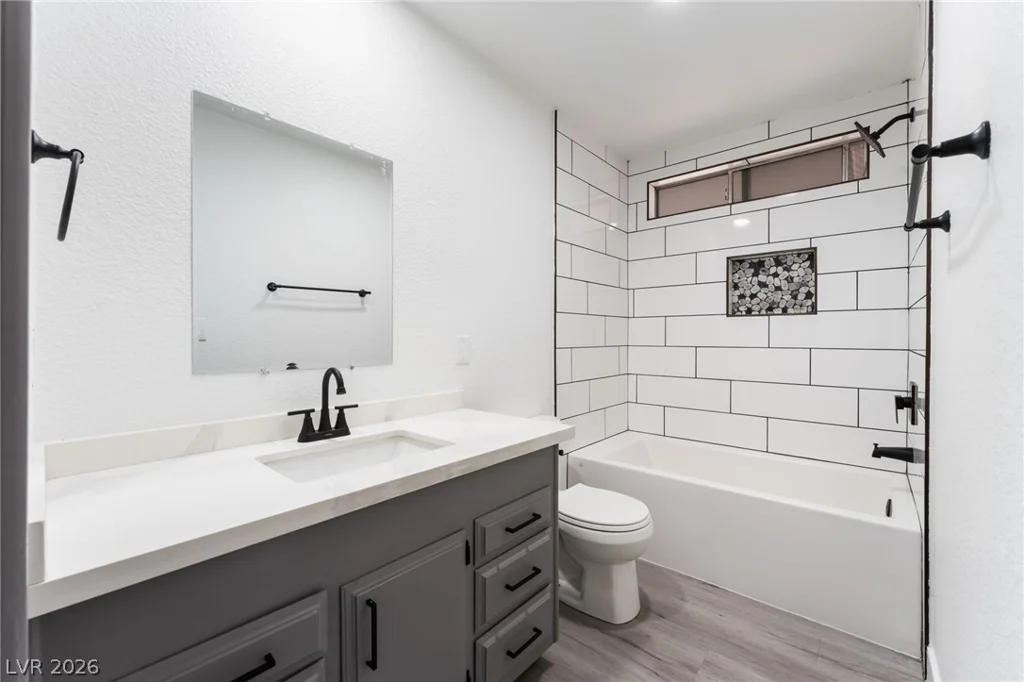 5235 Sir James, Las Vegas, NV 89110