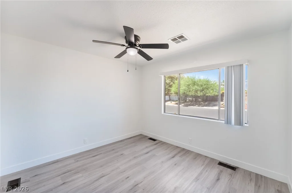 5235 Sir James, Las Vegas, NV 89110