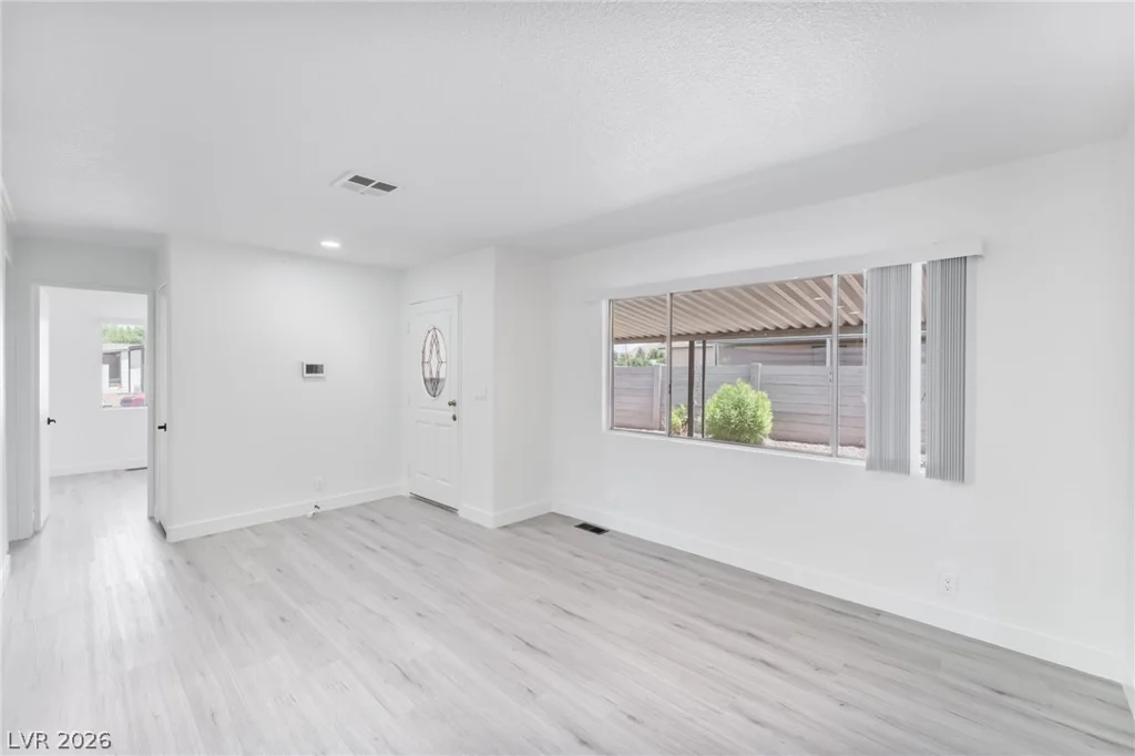 5235 Sir James, Las Vegas, NV 89110