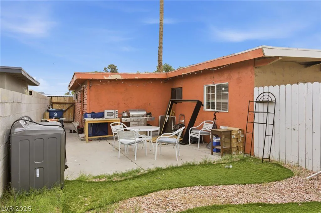 237 Wisteria, Las Vegas, NV 89107
