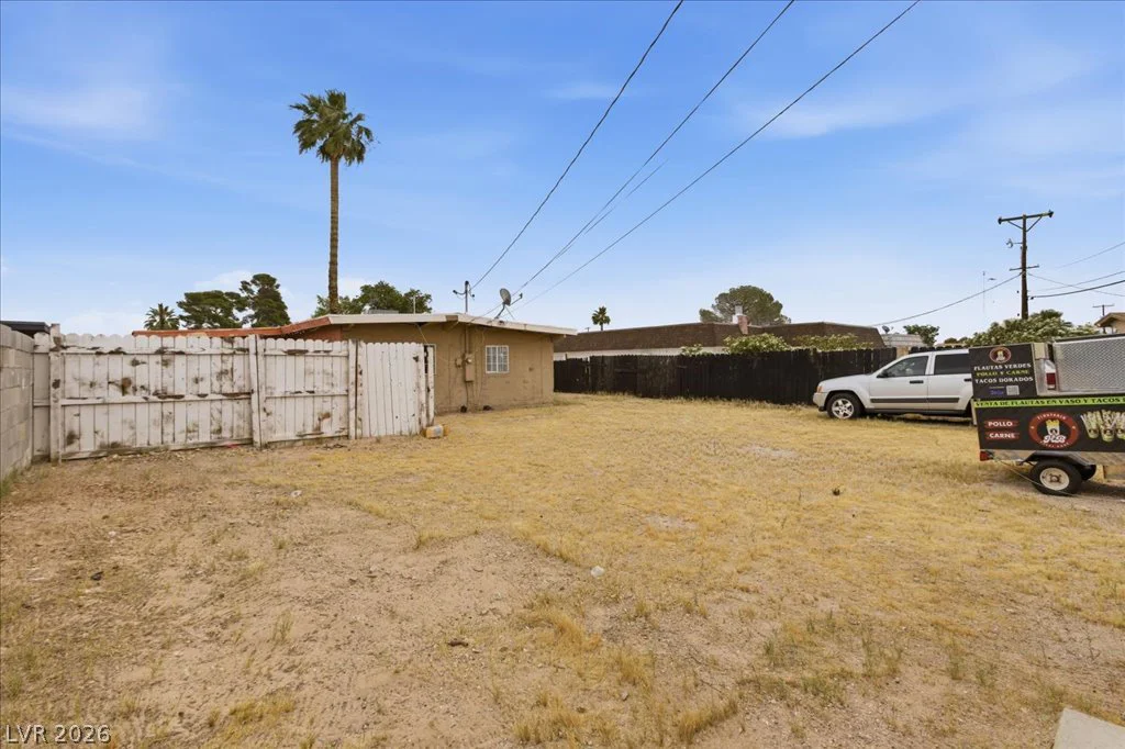 237 Wisteria, Las Vegas, NV 89107