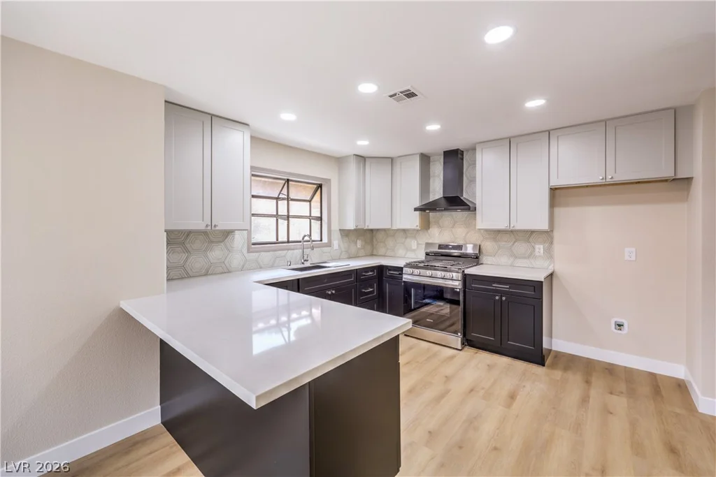 7812 Canoe, Las Vegas, NV 89145