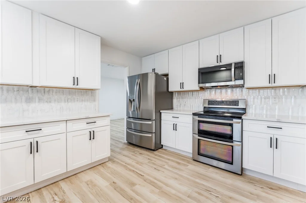 3990 Coolcrest, Las Vegas, NV 89103