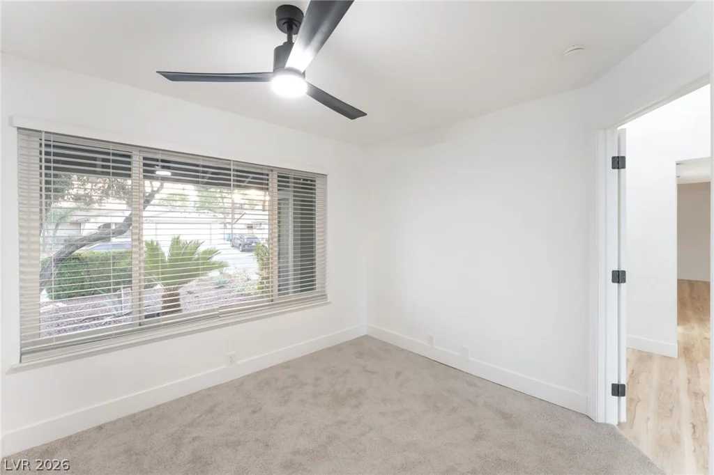 3990 Coolcrest, Las Vegas, NV 89103