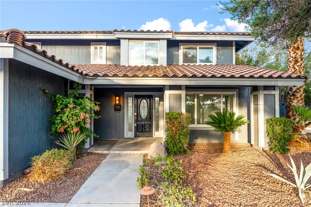 3990 Coolcrest, Las Vegas, NV 89103