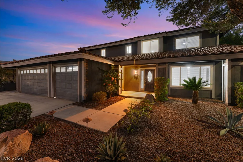 3990 Coolcrest, Las Vegas, NV 89103