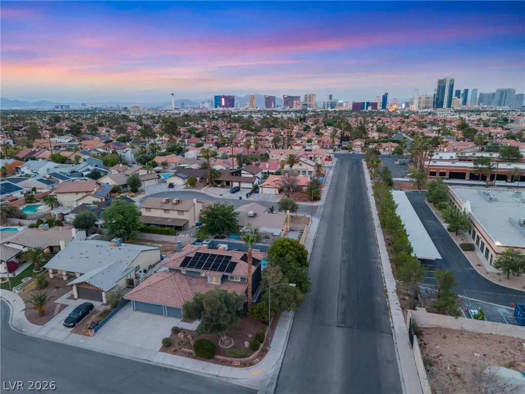 3990 Coolcrest, Las Vegas, NV 89103