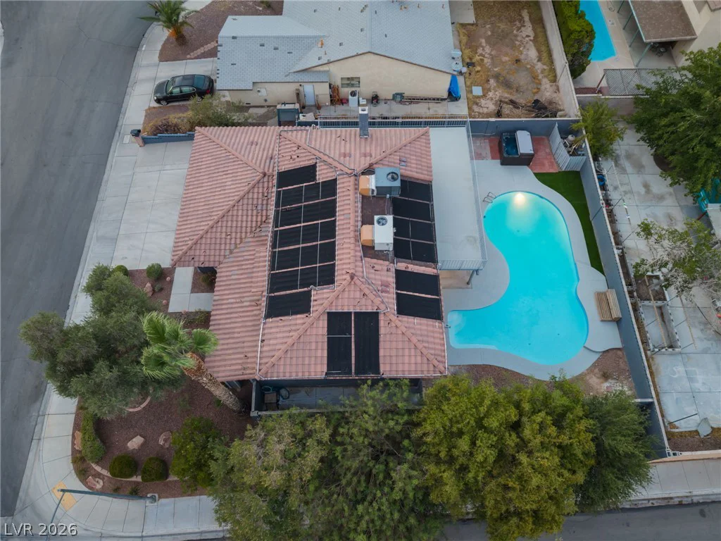 3990 Coolcrest, Las Vegas, NV 89103