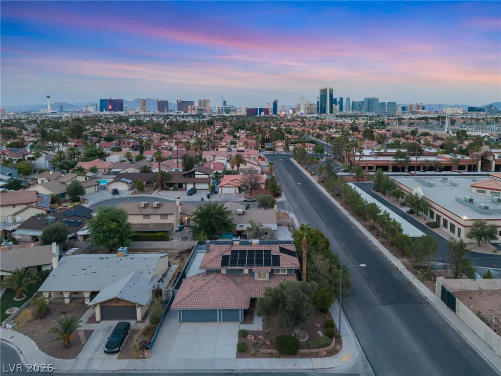 3990 Coolcrest, Las Vegas, NV 89103