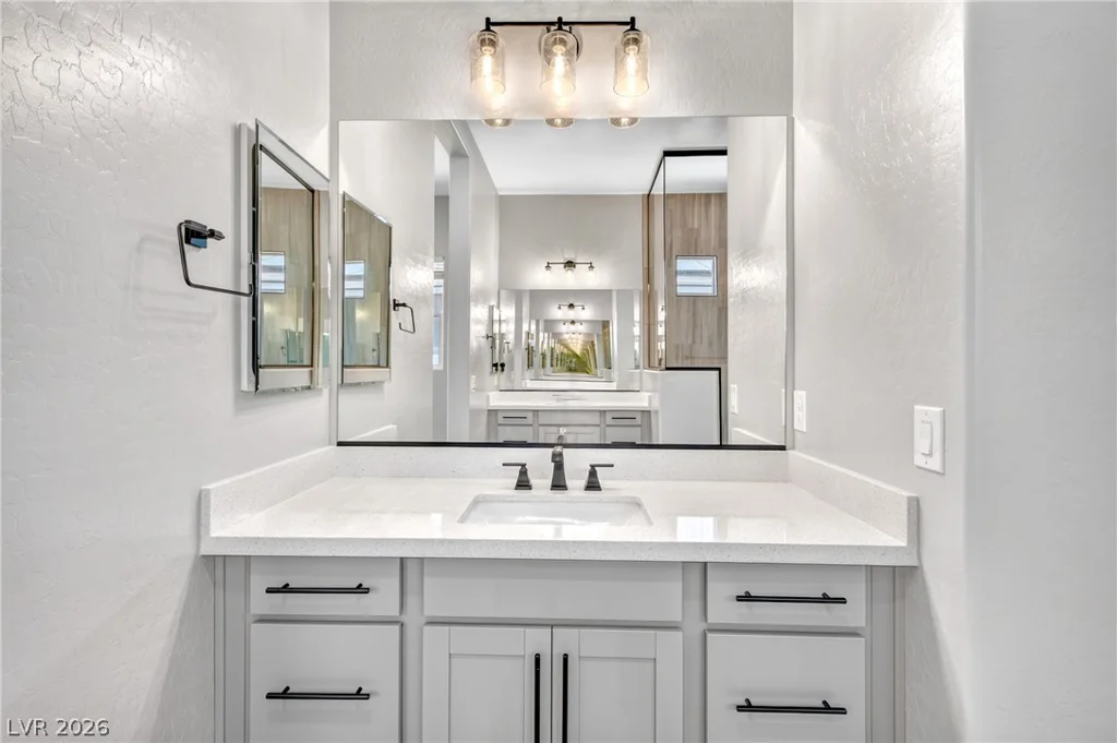 8762 Jesolo, Las Vegas, NV 89131