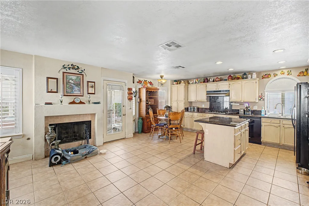 7821 Millhopper, Las Vegas, NV 89128
