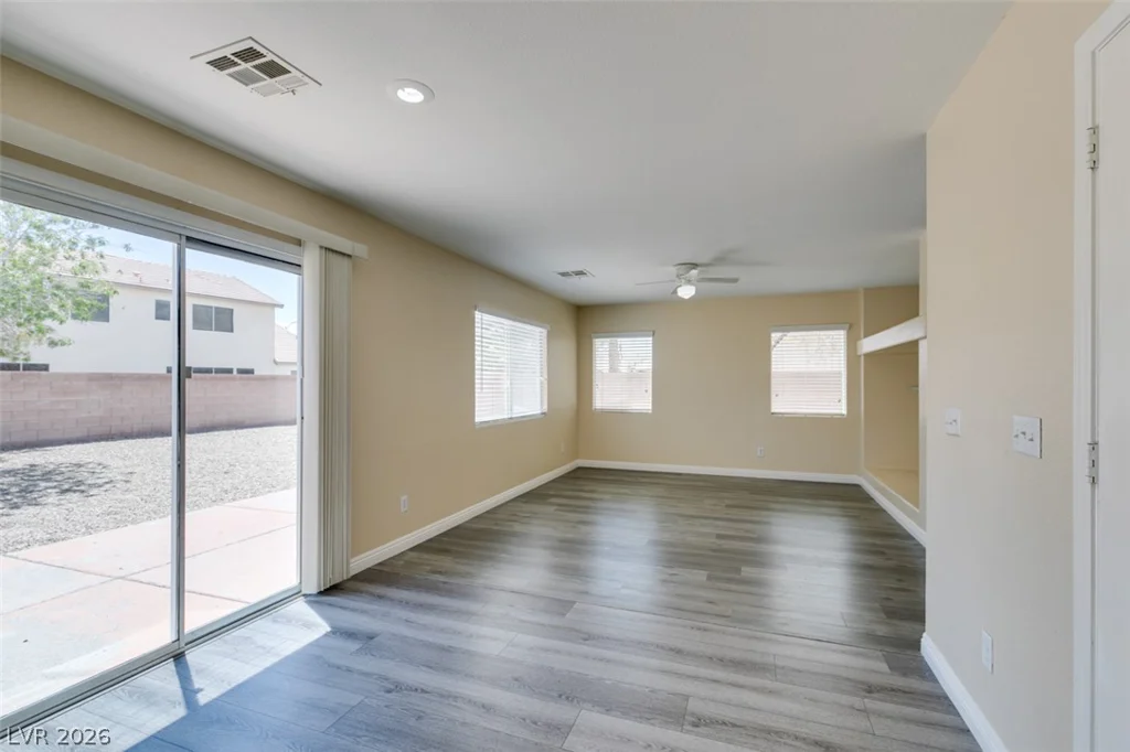 6118 Highland Gardens, North Las Vegas, NV 89031