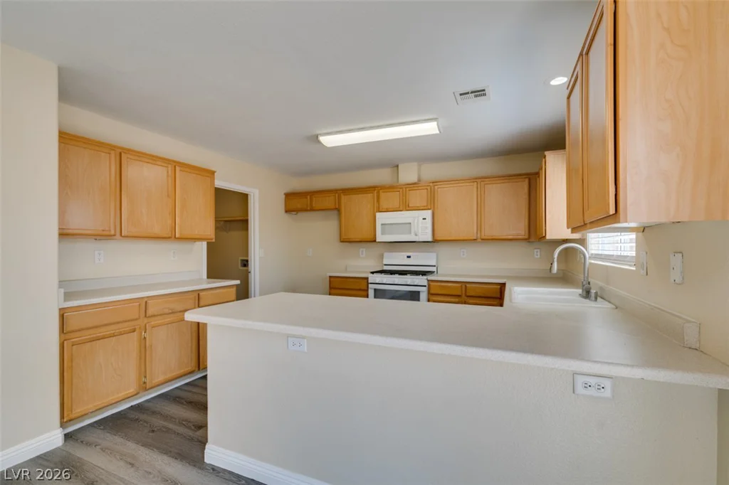 6118 Highland Gardens, North Las Vegas, NV 89031