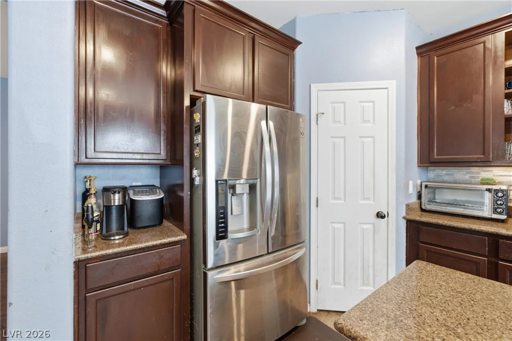 8051 Maple Park, Las Vegas, NV 89131