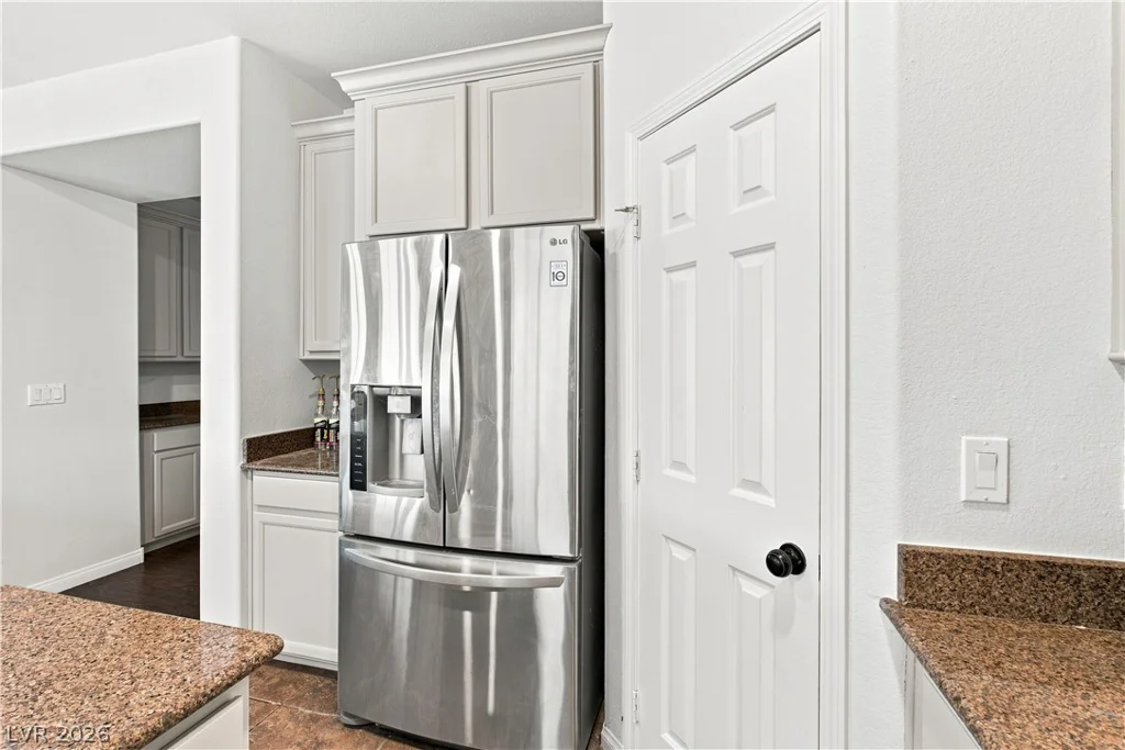 8051 Maple Park, Las Vegas, NV 89131
