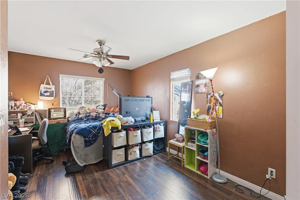 8051 Maple Park, Las Vegas, NV 89131
