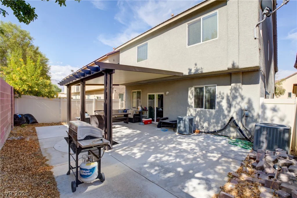 8051 Maple Park, Las Vegas, NV 89131