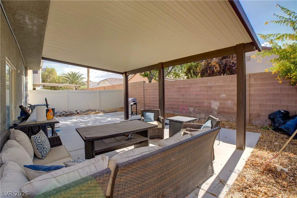 8051 Maple Park, Las Vegas, NV 89131
