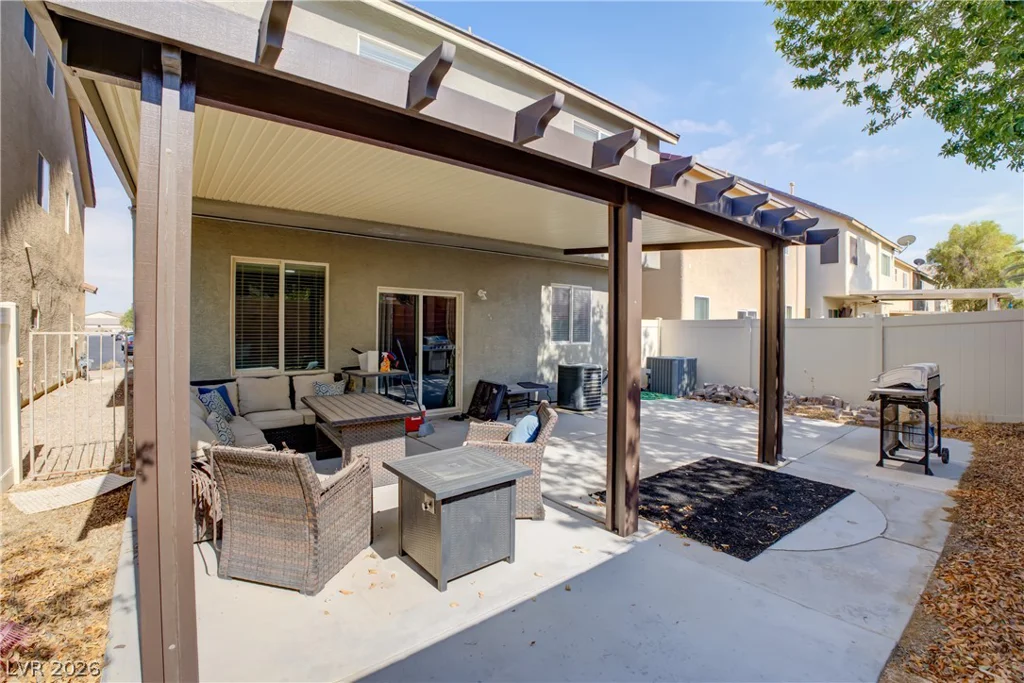 8051 Maple Park, Las Vegas, NV 89131