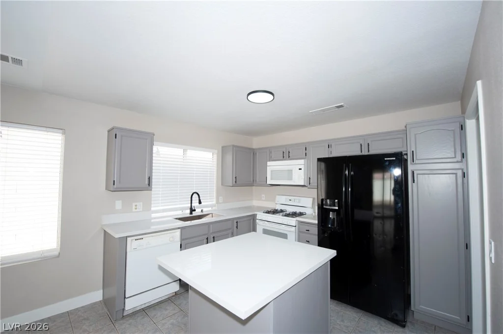 1912 Sierra Hills, Las Vegas, NV 89128