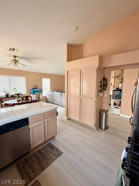 5686 Whale Watch, Las Vegas, NV 89113