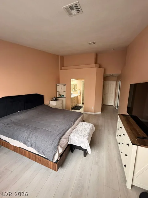 5686 Whale Watch, Las Vegas, NV 89113