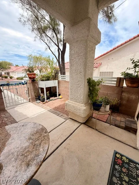 5686 Whale Watch, Las Vegas, NV 89113