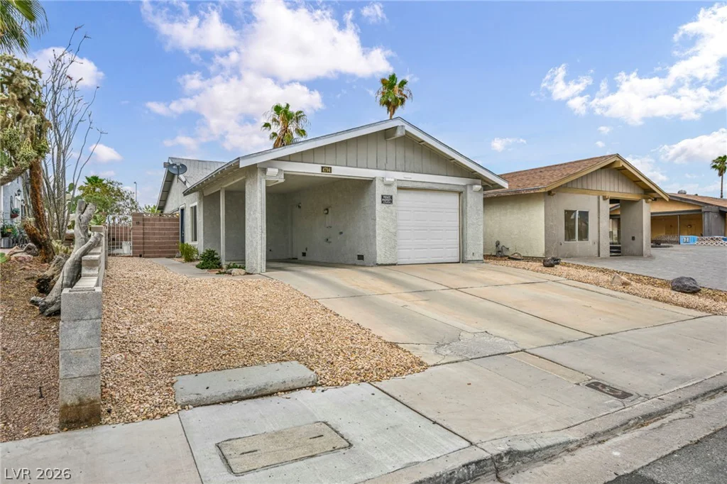 4794 Via San Andros, Las Vegas, NV 89103