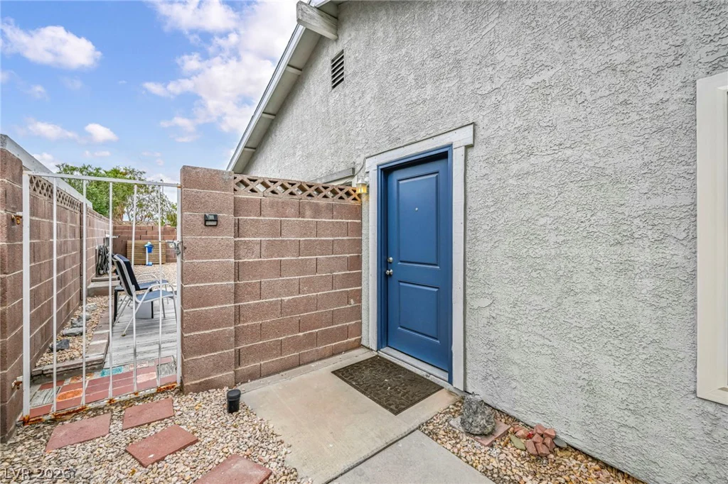 4794 Via San Andros, Las Vegas, NV 89103