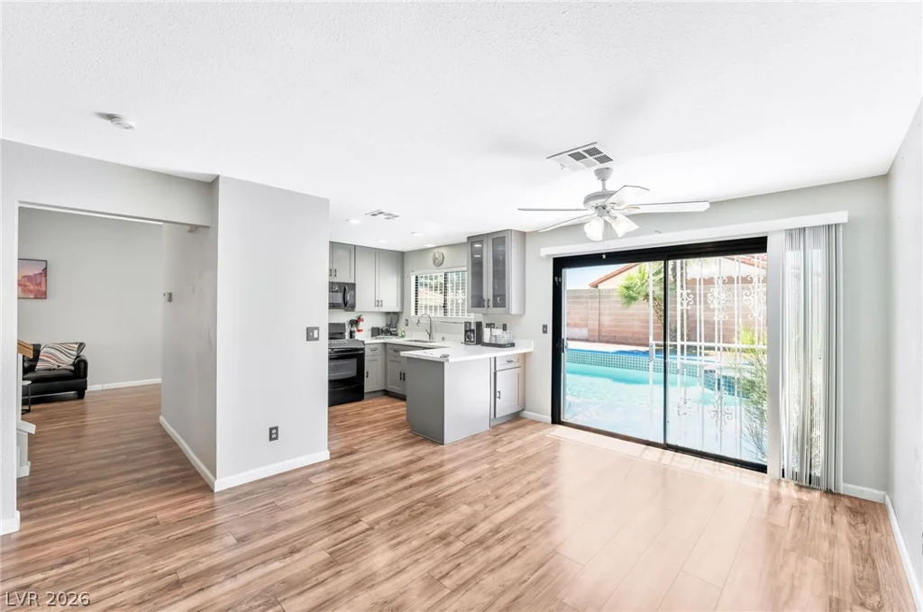 7531 Kalmalii, Las Vegas, NV 89147