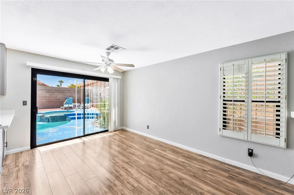 7531 Kalmalii, Las Vegas, NV 89147