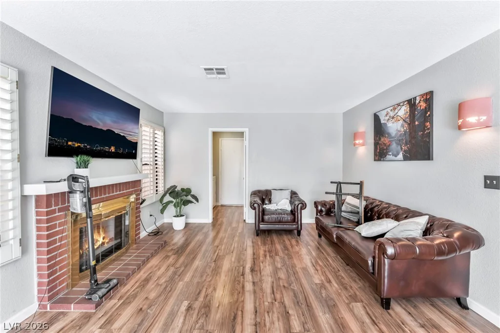 7531 Kalmalii, Las Vegas, NV 89147