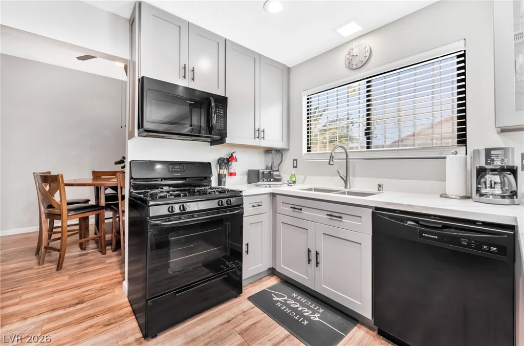 7531 Kalmalii, Las Vegas, NV 89147
