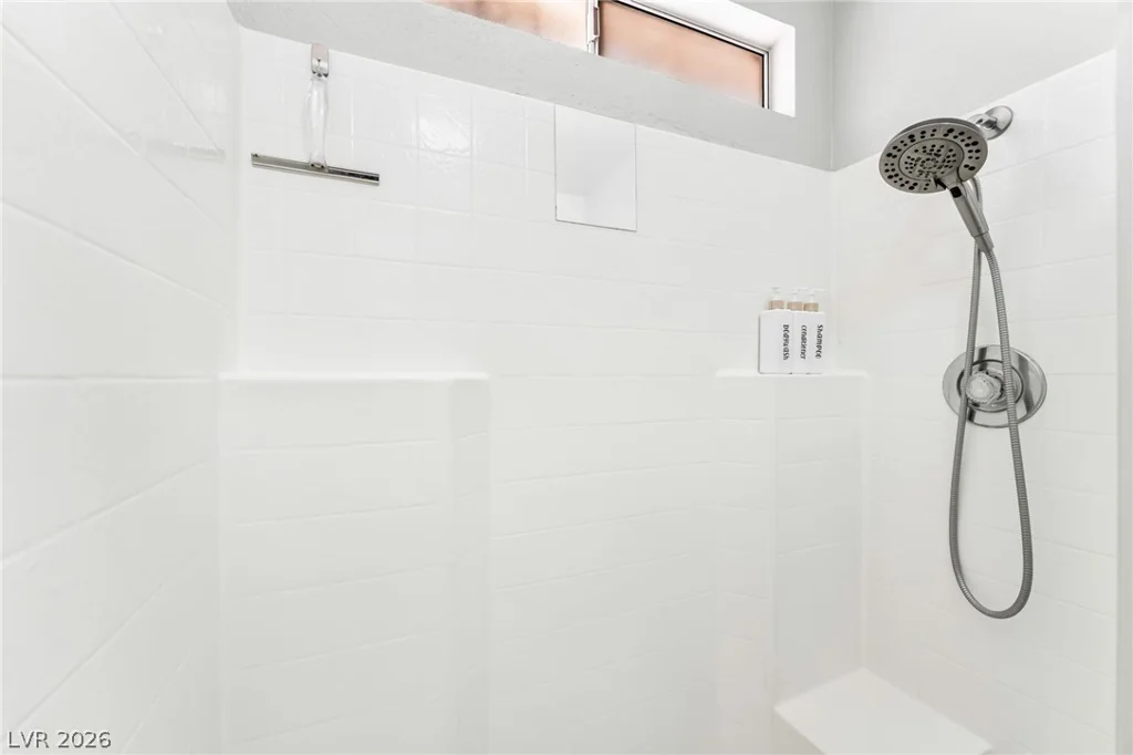 7531 Kalmalii, Las Vegas, NV 89147