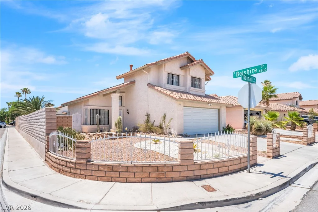 7531 Kalmalii, Las Vegas, NV 89147