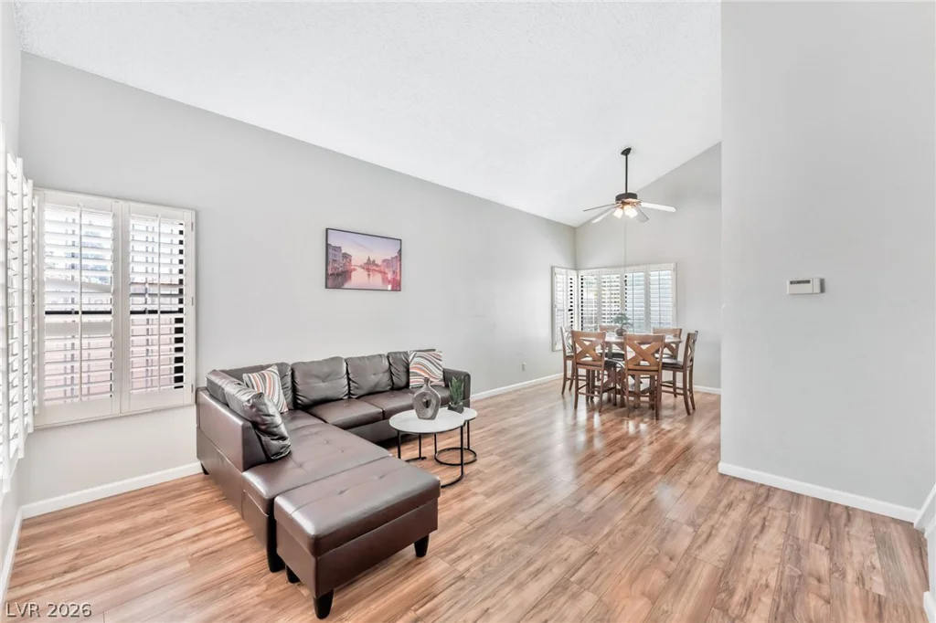 7531 Kalmalii, Las Vegas, NV 89147