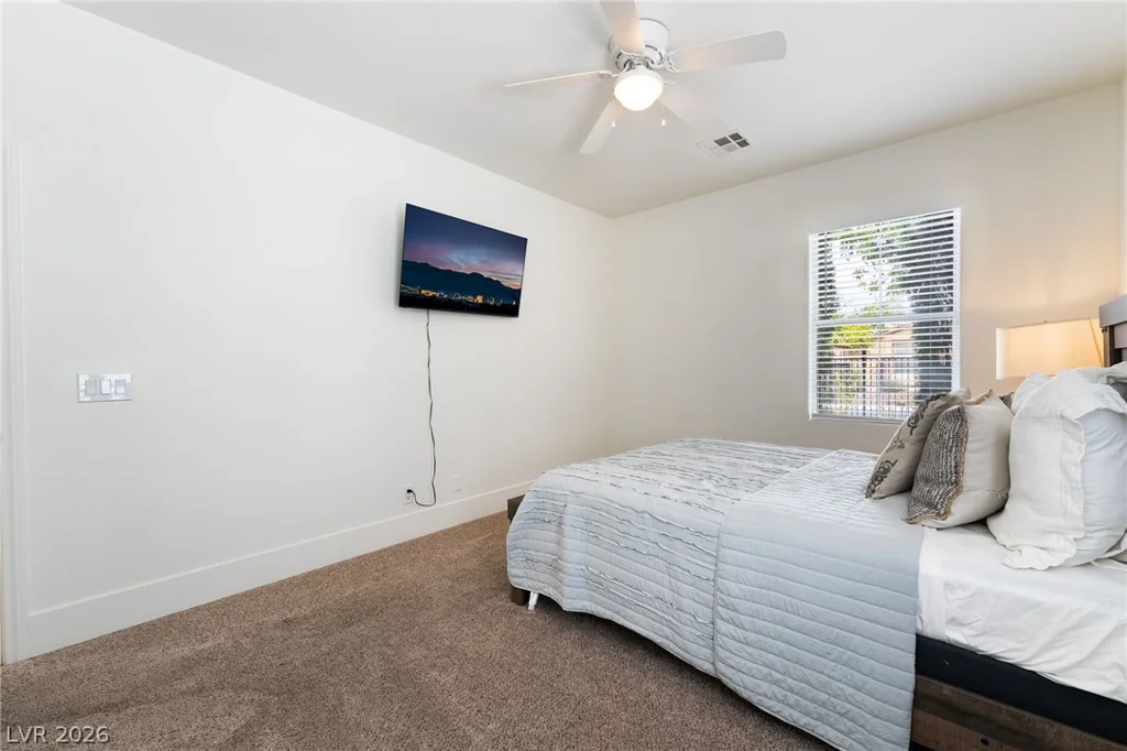 8101 Mountain Forest, Las Vegas, NV 89129